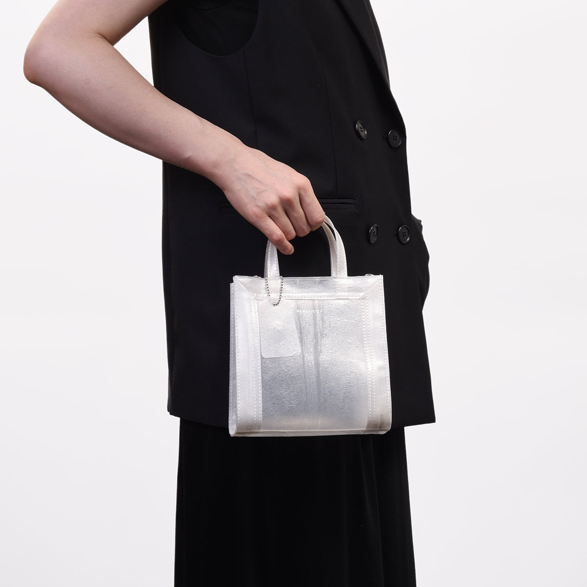 PLASTICITY サステナブル 防水 スクエア ショルダーバッグ 2WAY 軽量