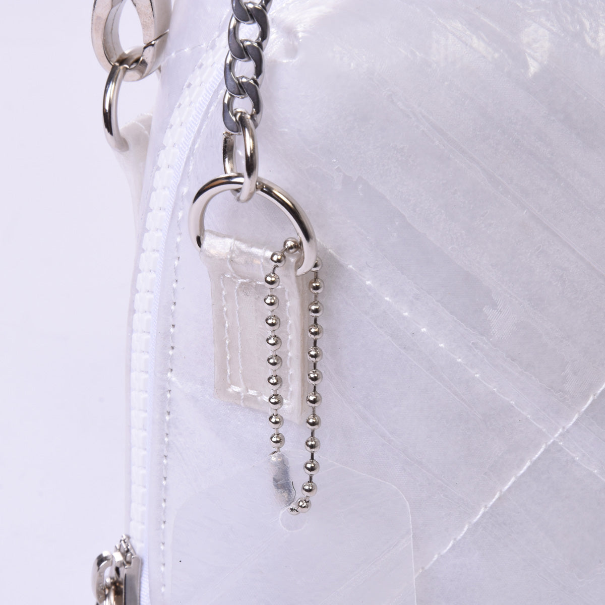 PLASTICITY サステナブル キルティング ショルダーバッグ 防水